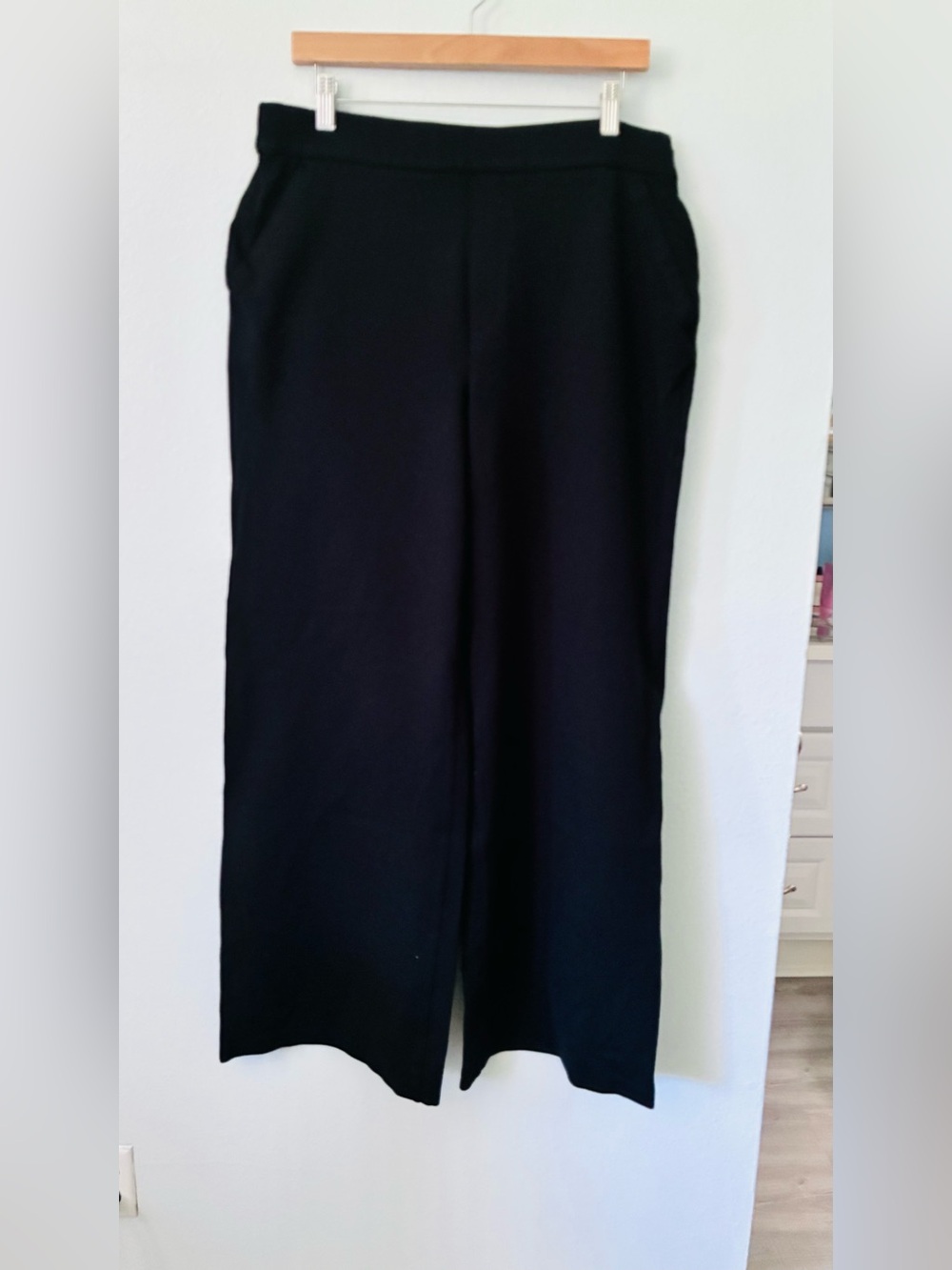 SPANX Black Wide-Leg Pull-On Pants